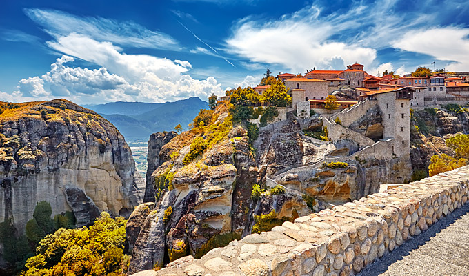 Πάσχα: Στο top 10 των Ελλήνων ταξιδιωτών τα Μετέωρα 